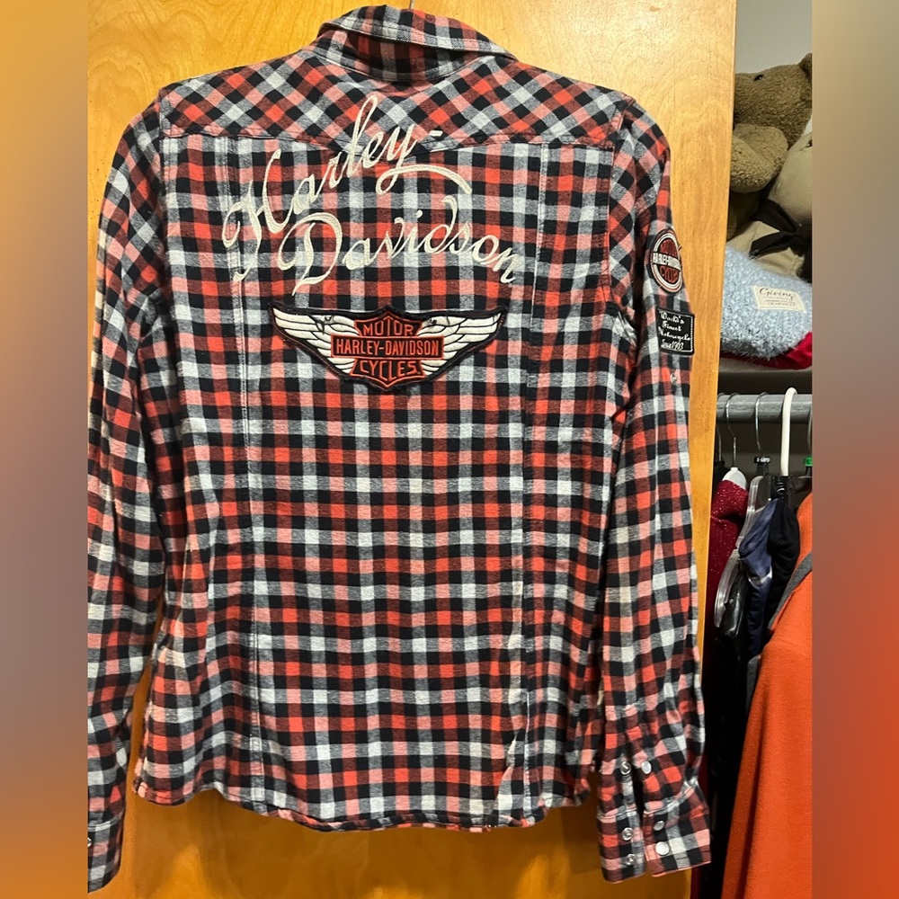 Harley Davidson Flannel shirt. Black and orange. Super soft, Size Large.